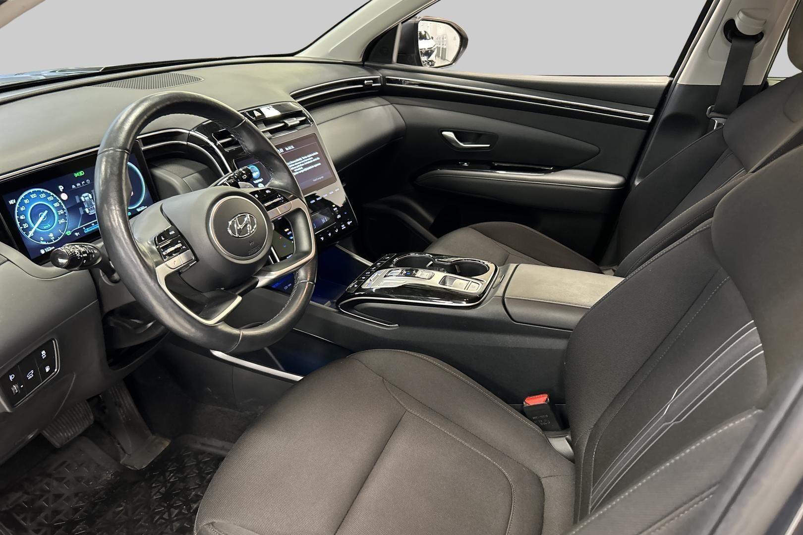 Hyundai Tucson iso kuva 6