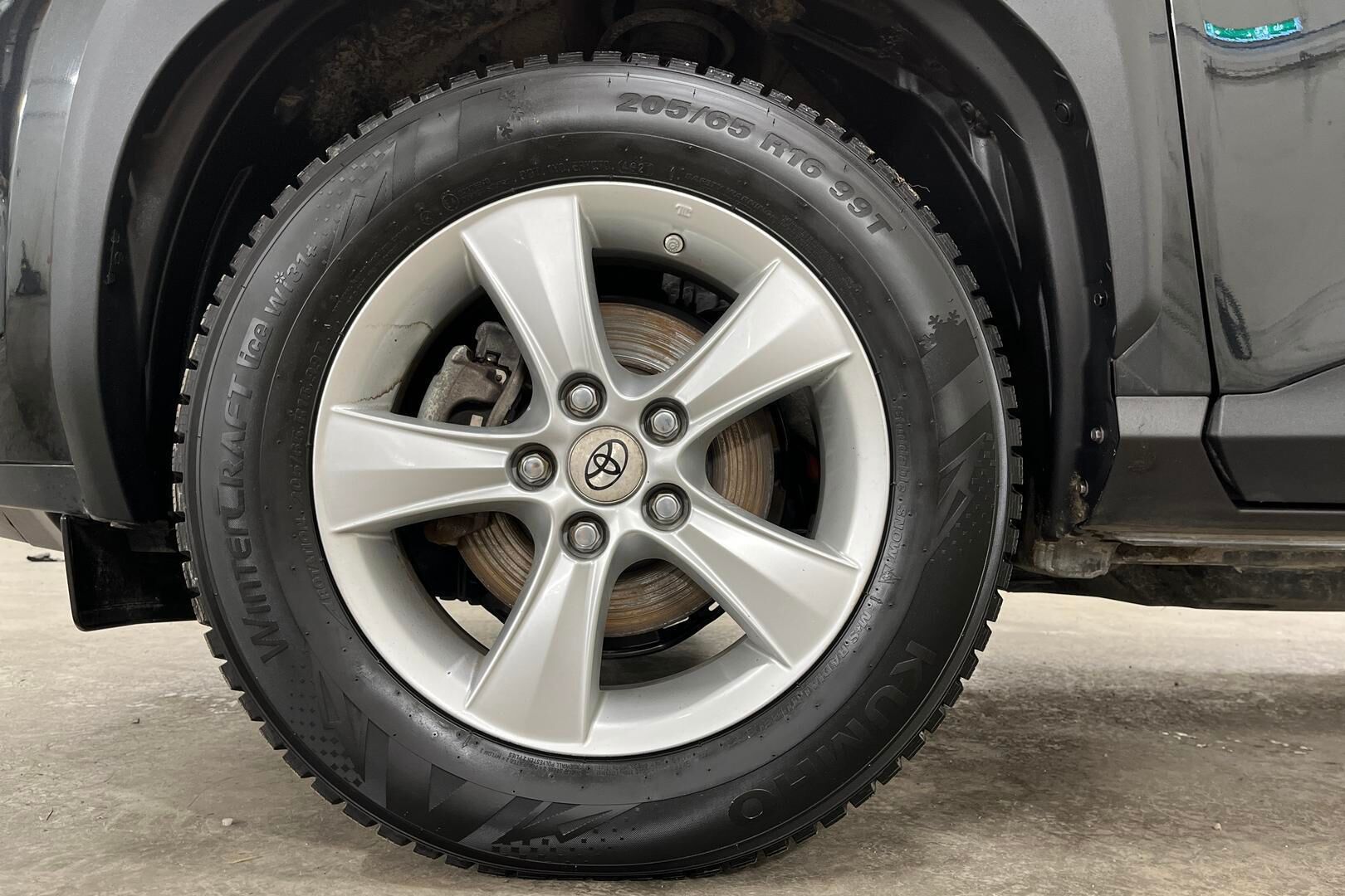 Toyota Yaris Cross iso kuva 12