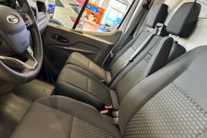 Ford Transit esikatselu 8