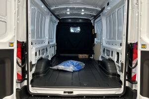 Ford Transit esikatselu 9