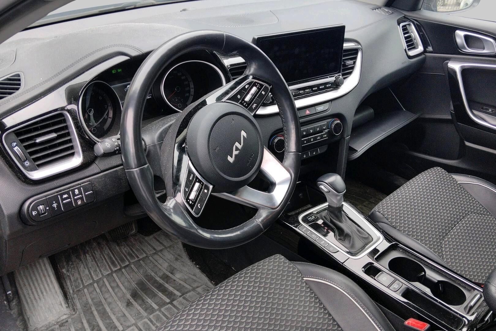 Kia XCeed iso kuva 2