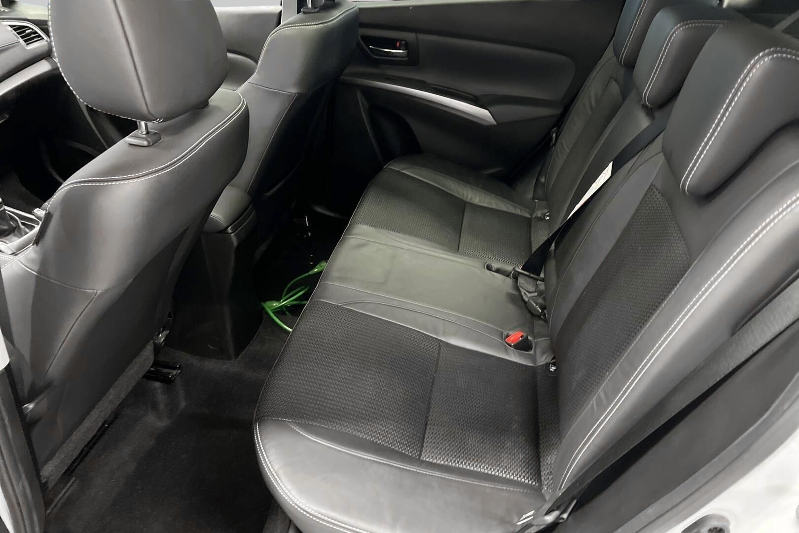 Suzuki S-Cross iso kuva 10