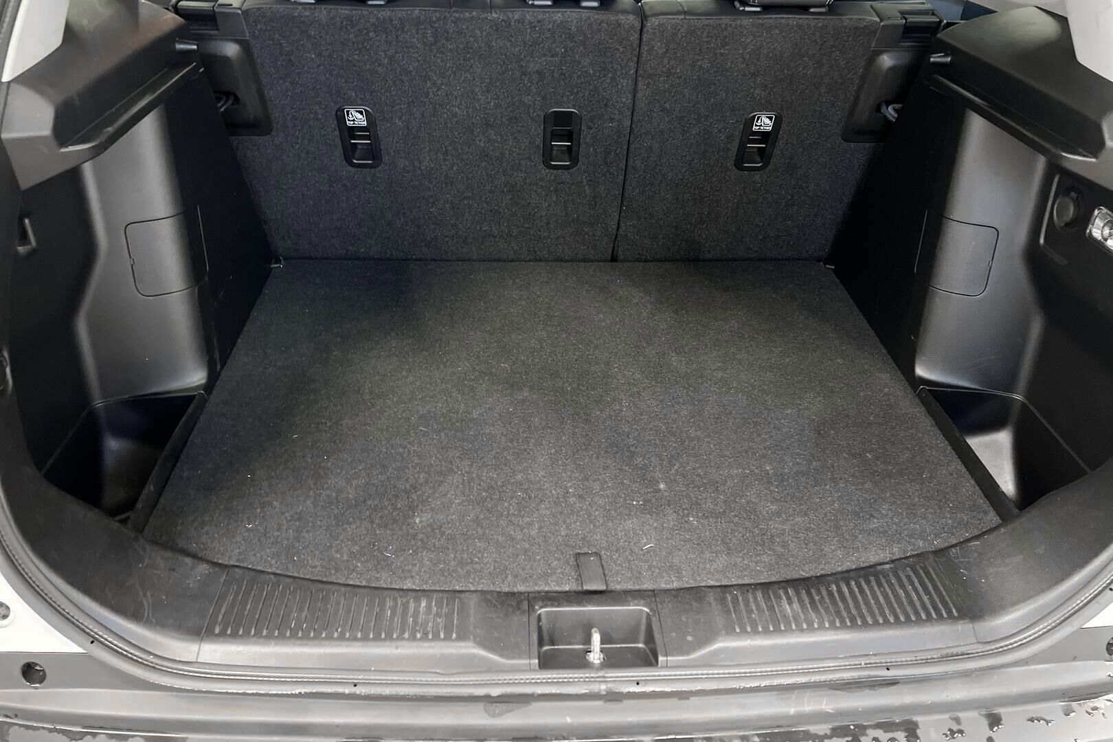 Suzuki S-Cross iso kuva 25