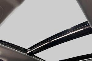 Suzuki S-Cross esikatselu 26