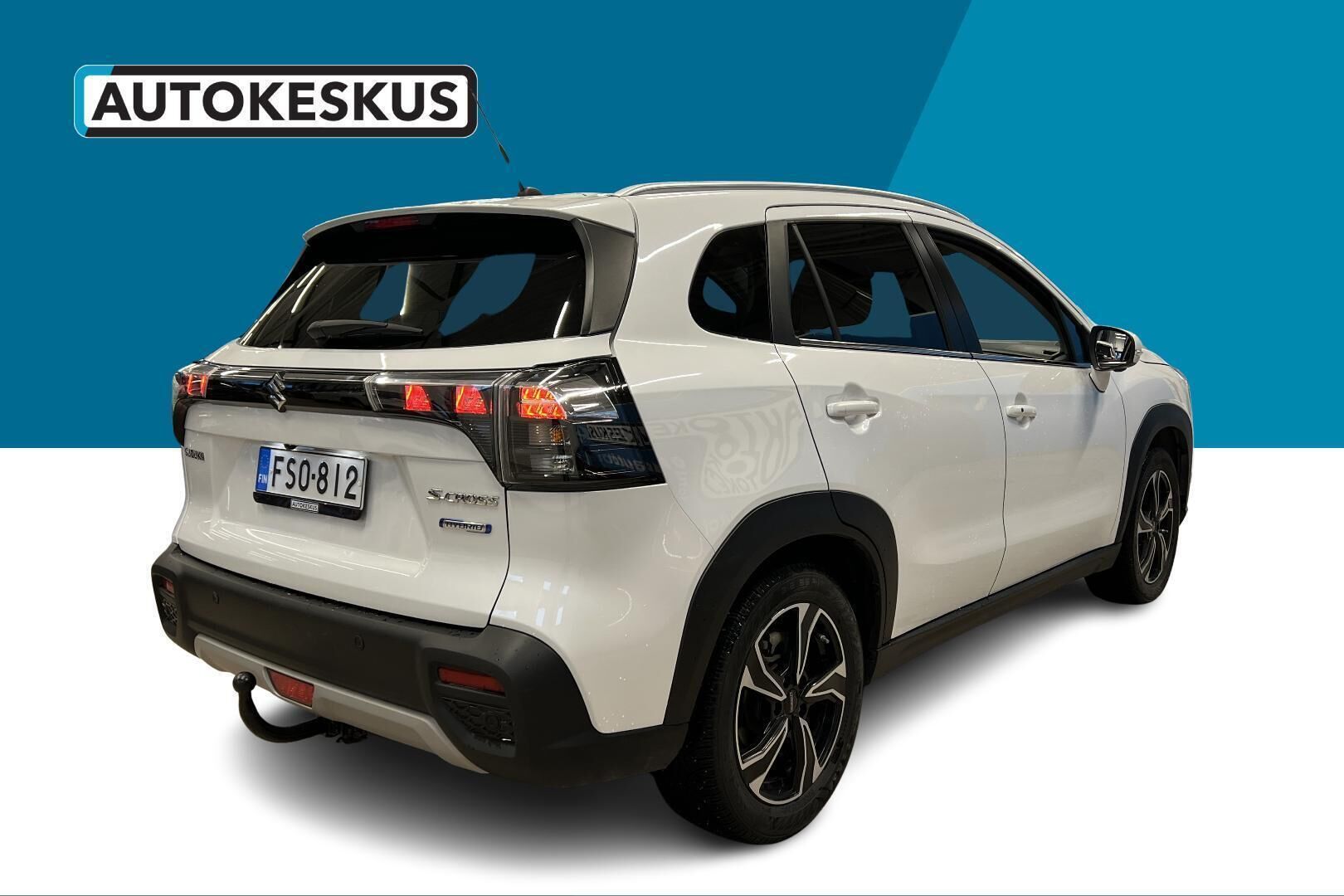 Suzuki S-Cross iso kuva 5