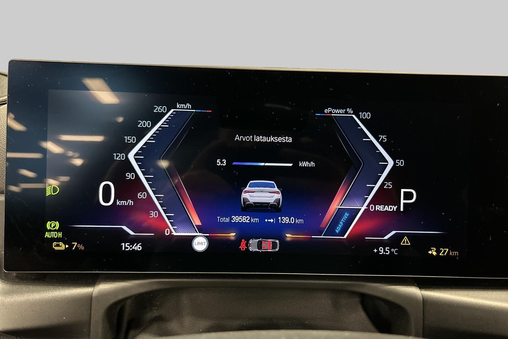 BMW i4 M50 iso kuva 34