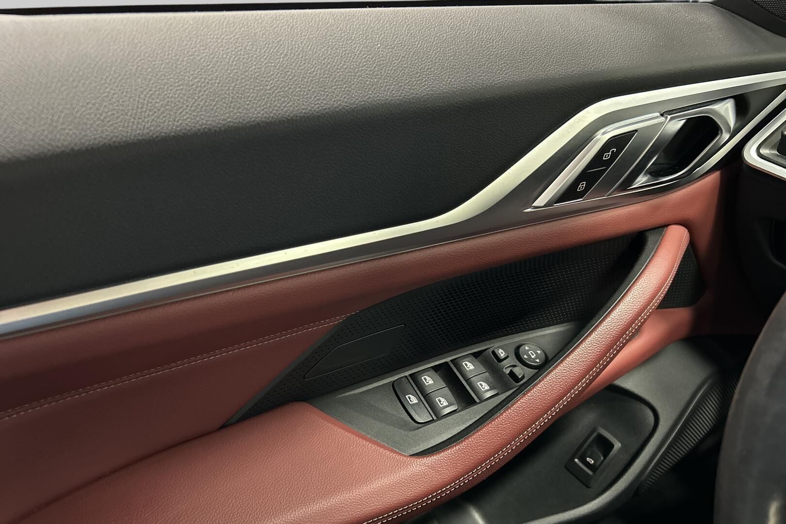 BMW i4 M50 iso kuva 21