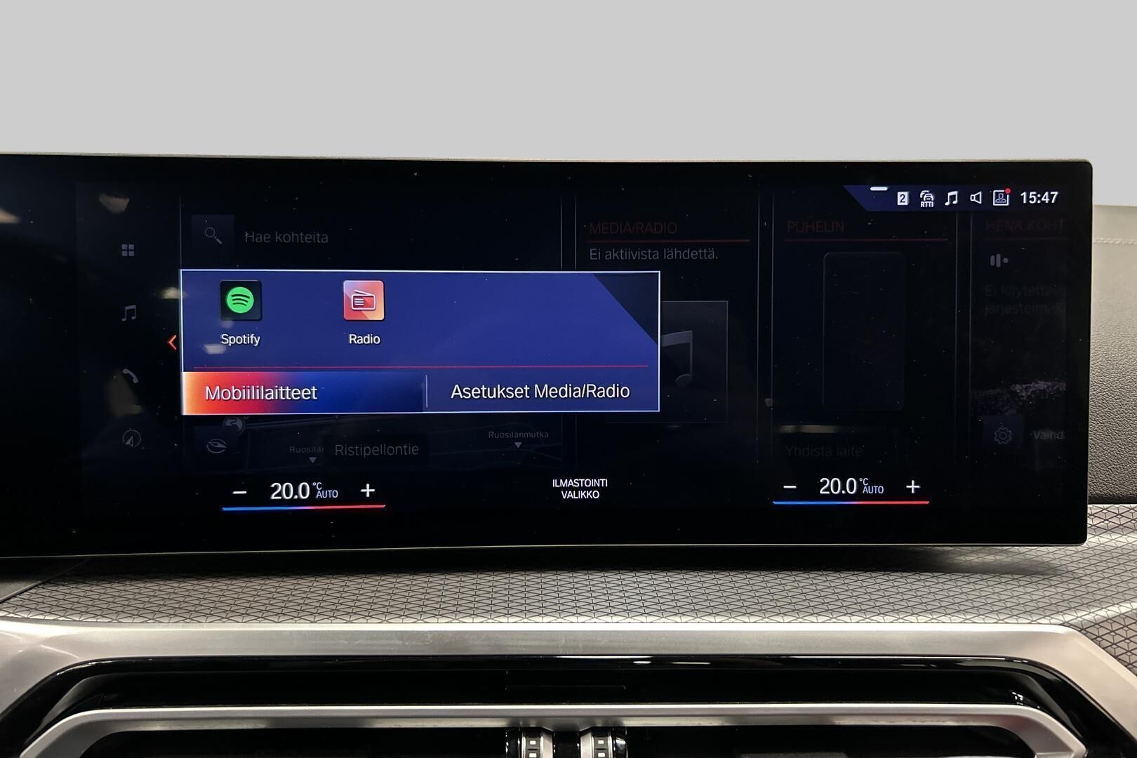 BMW i4 M50 iso kuva 25