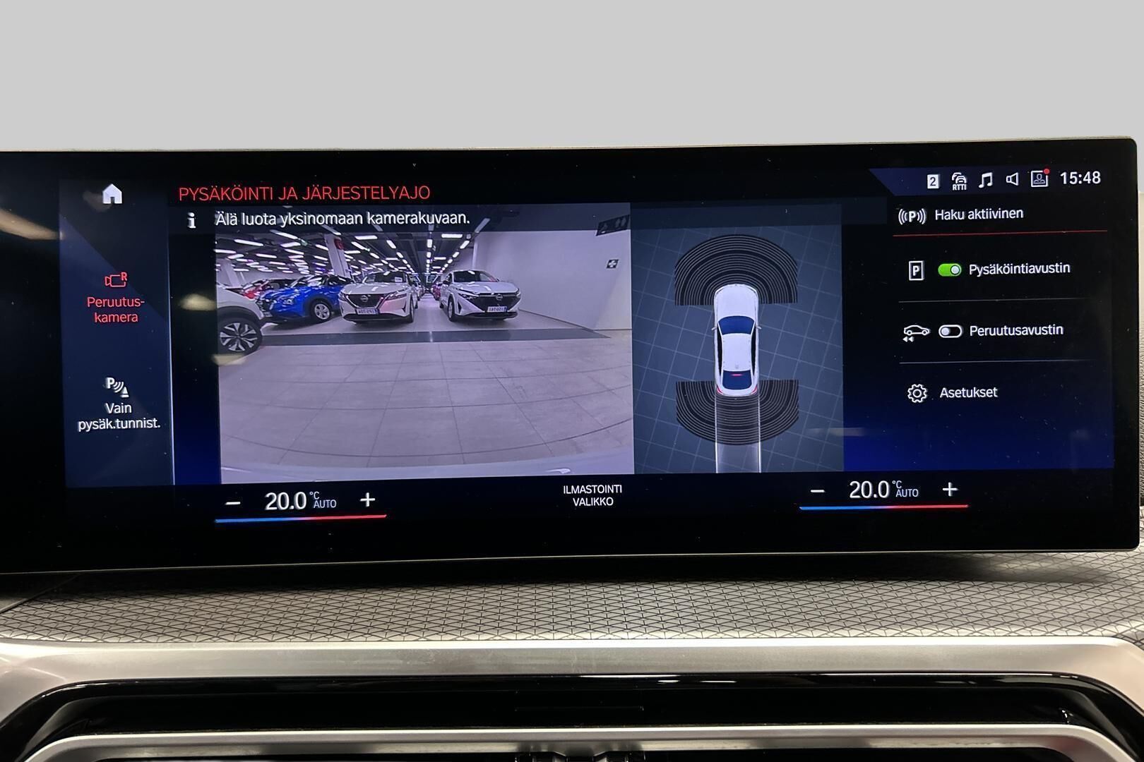 BMW i4 M50 iso kuva 28