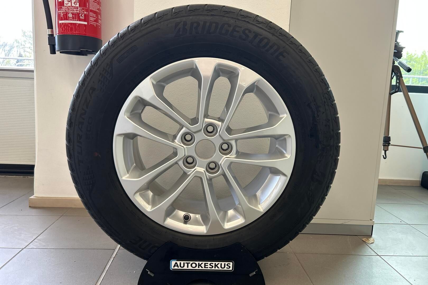 Ford Kuga iso kuva 13