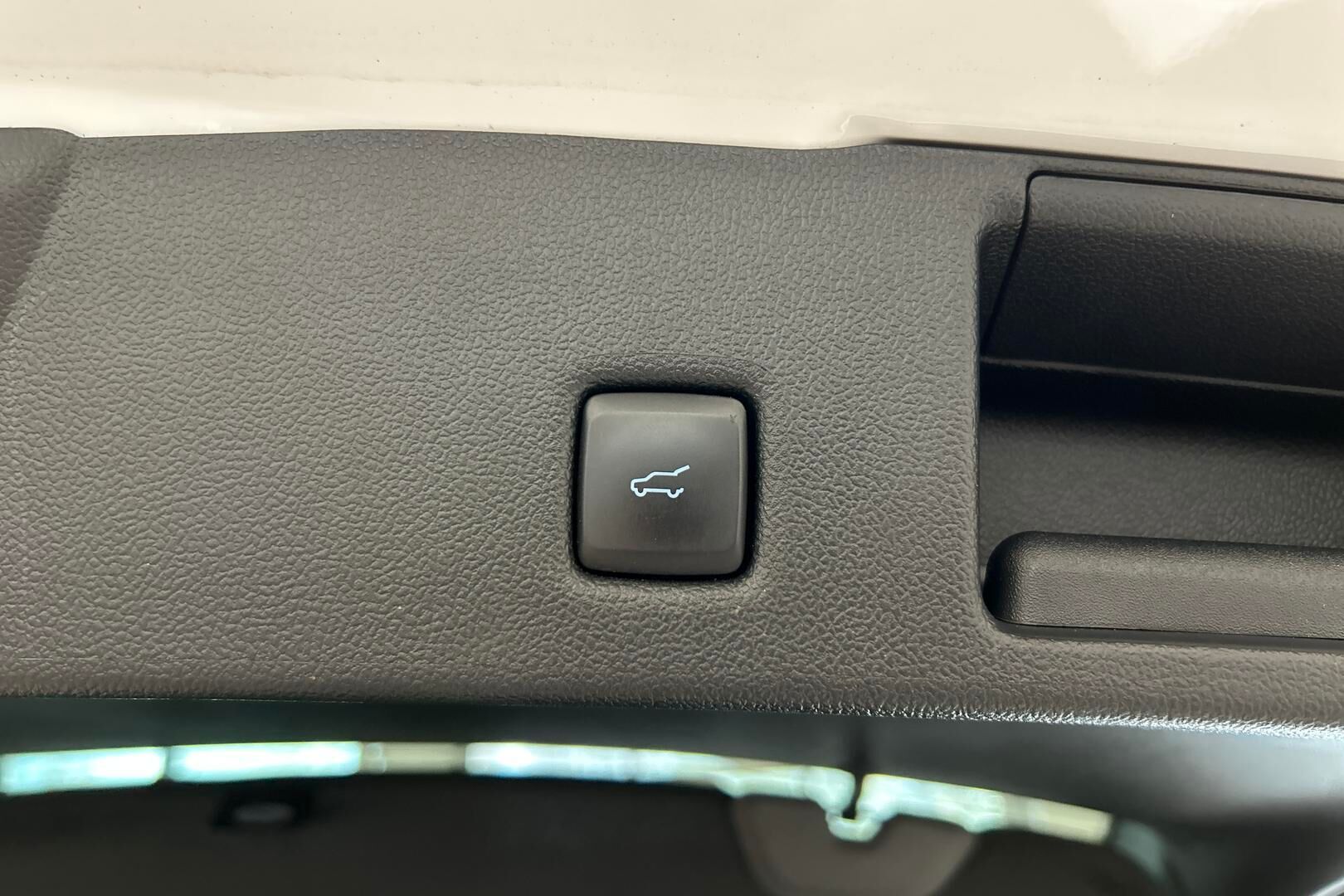 Ford Kuga iso kuva 14