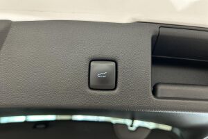 Ford Kuga esikatselu 14