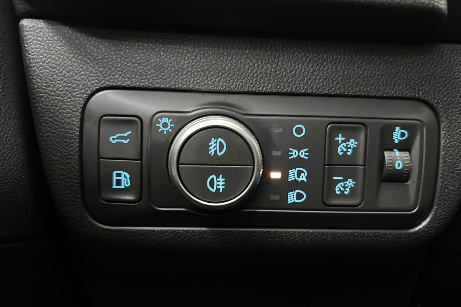 Ford Kuga iso kuva 22
