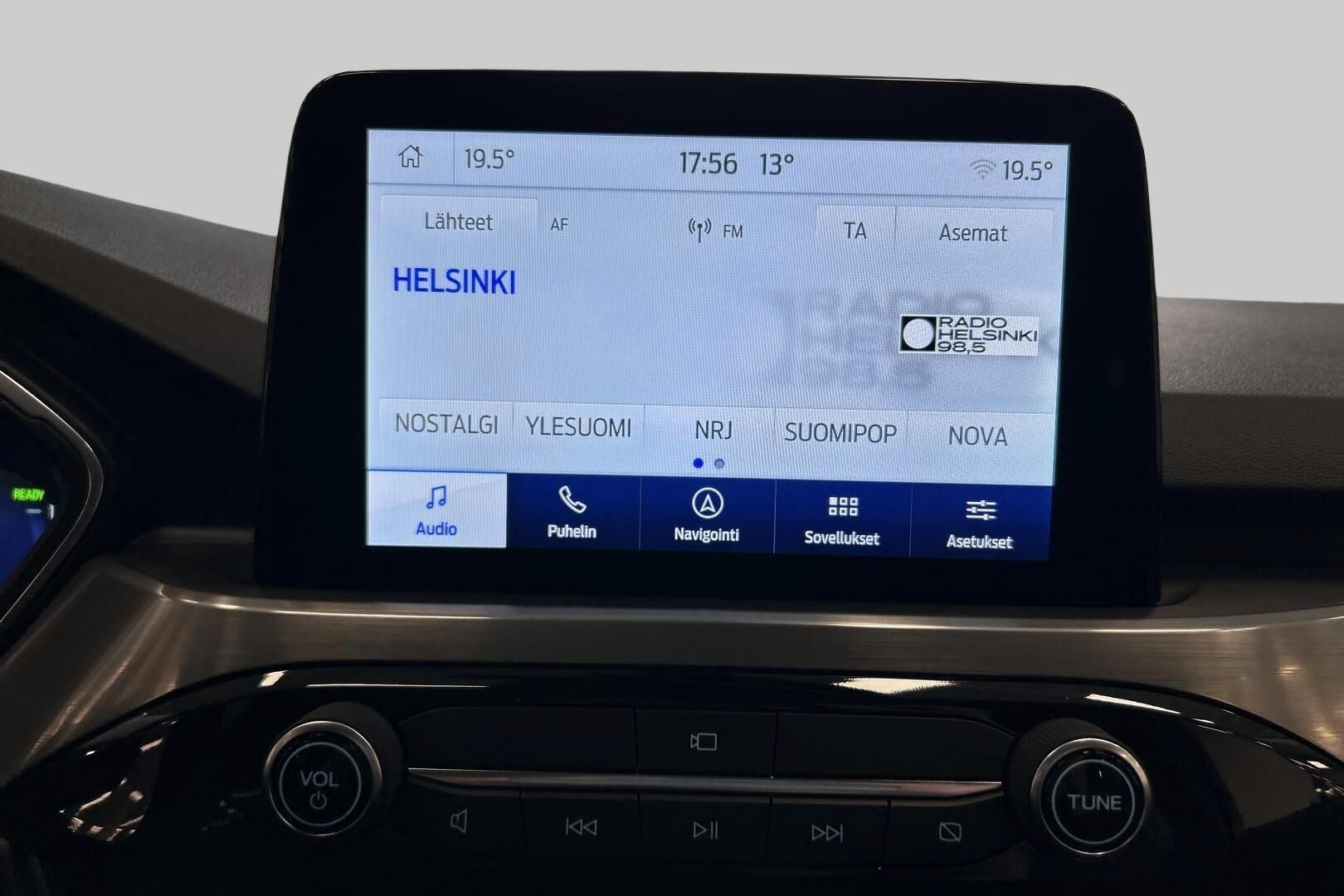 Ford Kuga iso kuva 25