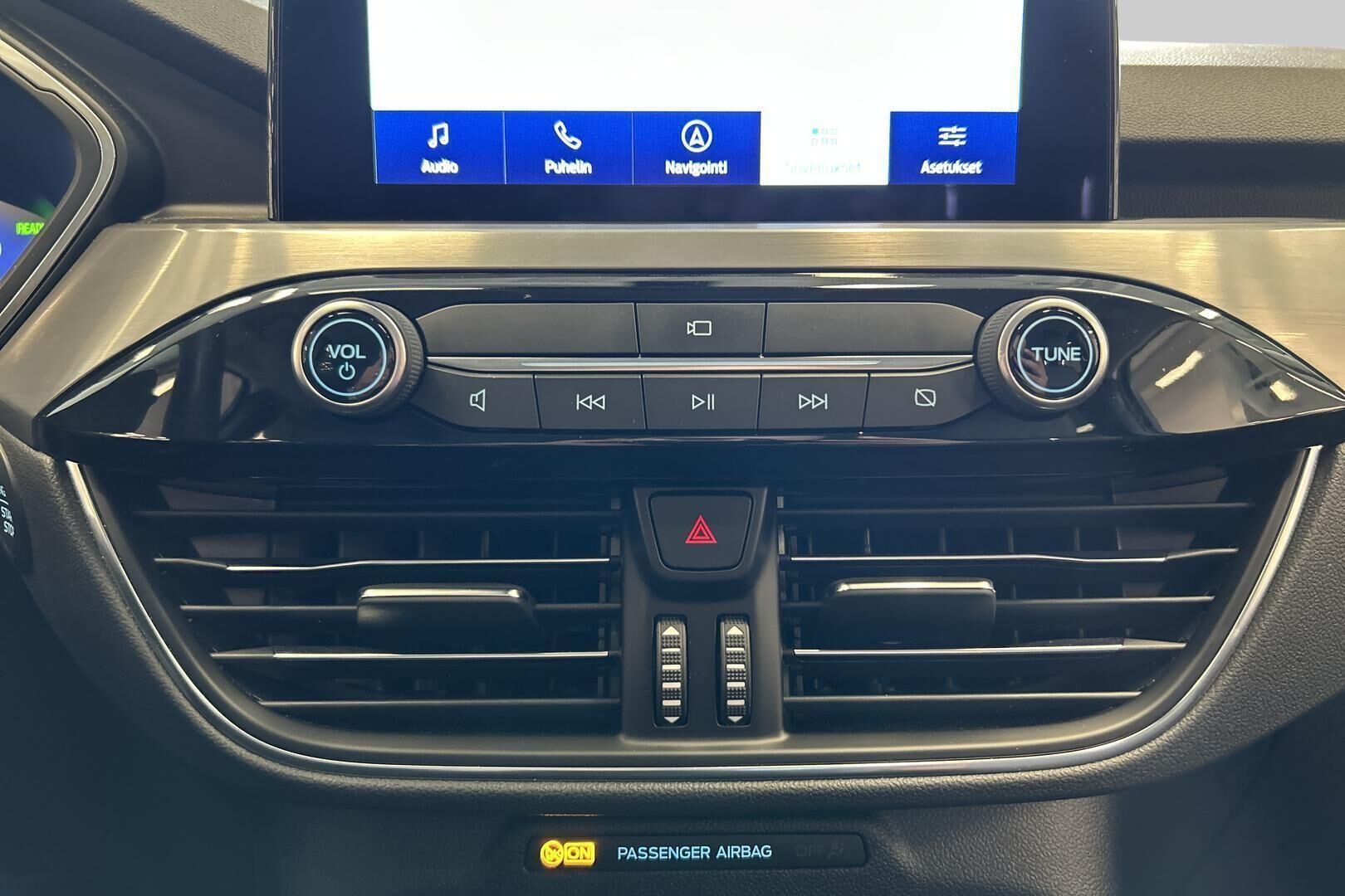 Ford Kuga iso kuva 31