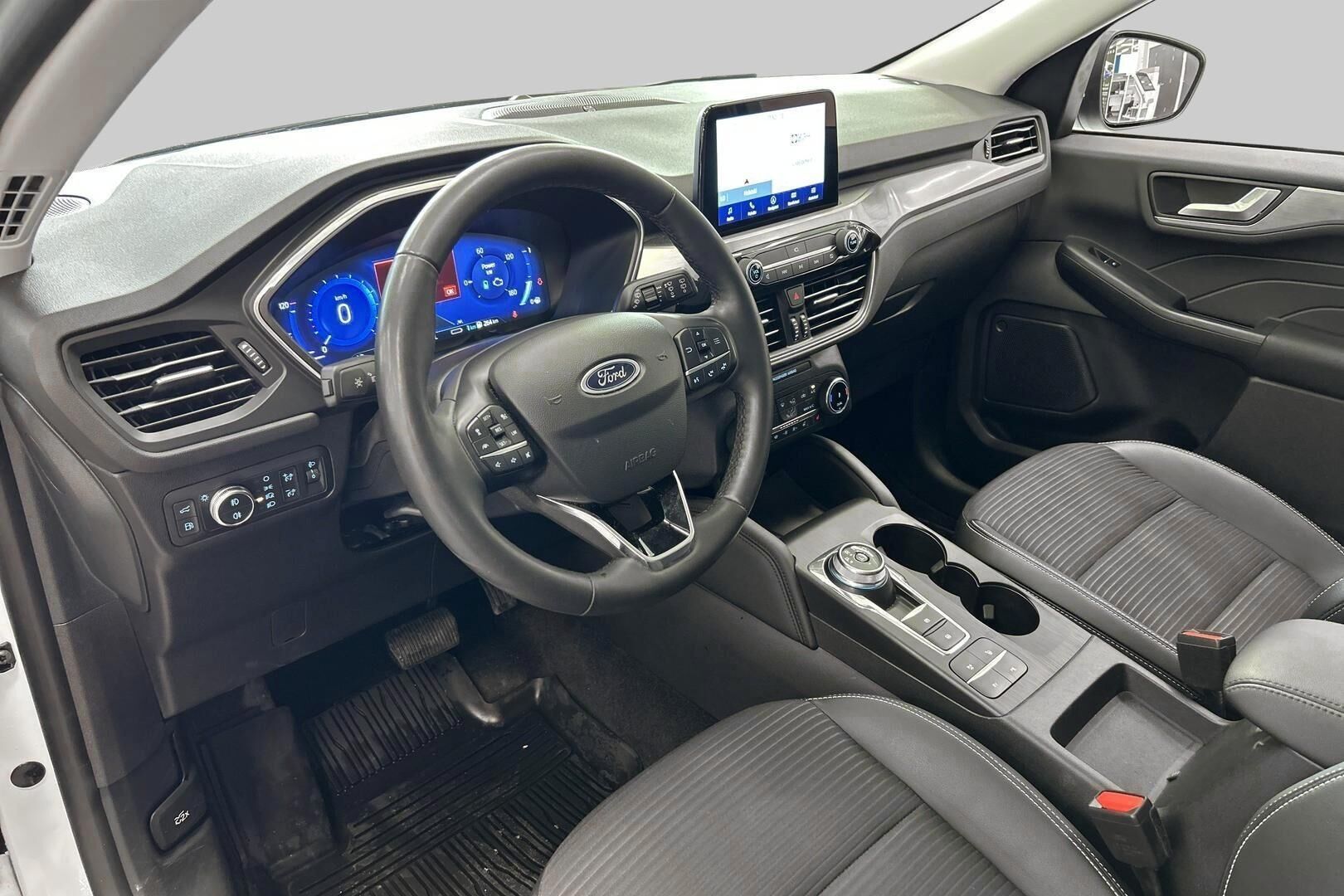 Ford Kuga iso kuva 8