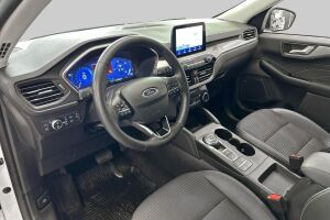 Ford Kuga esikatselu 8