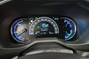 Toyota RAV4 Plug-in esikatselu 9