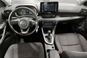 Toyota Yaris esikatselu 10