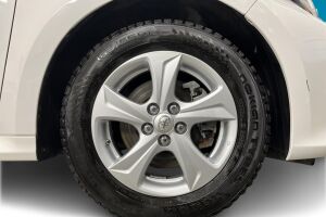 Toyota Yaris esikatselu 11