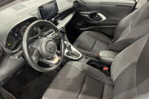 Toyota Yaris esikatselu 9