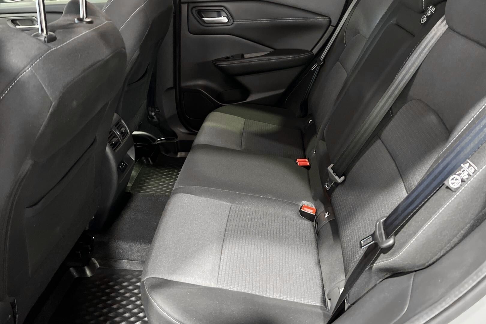 Nissan Qashqai iso kuva 10