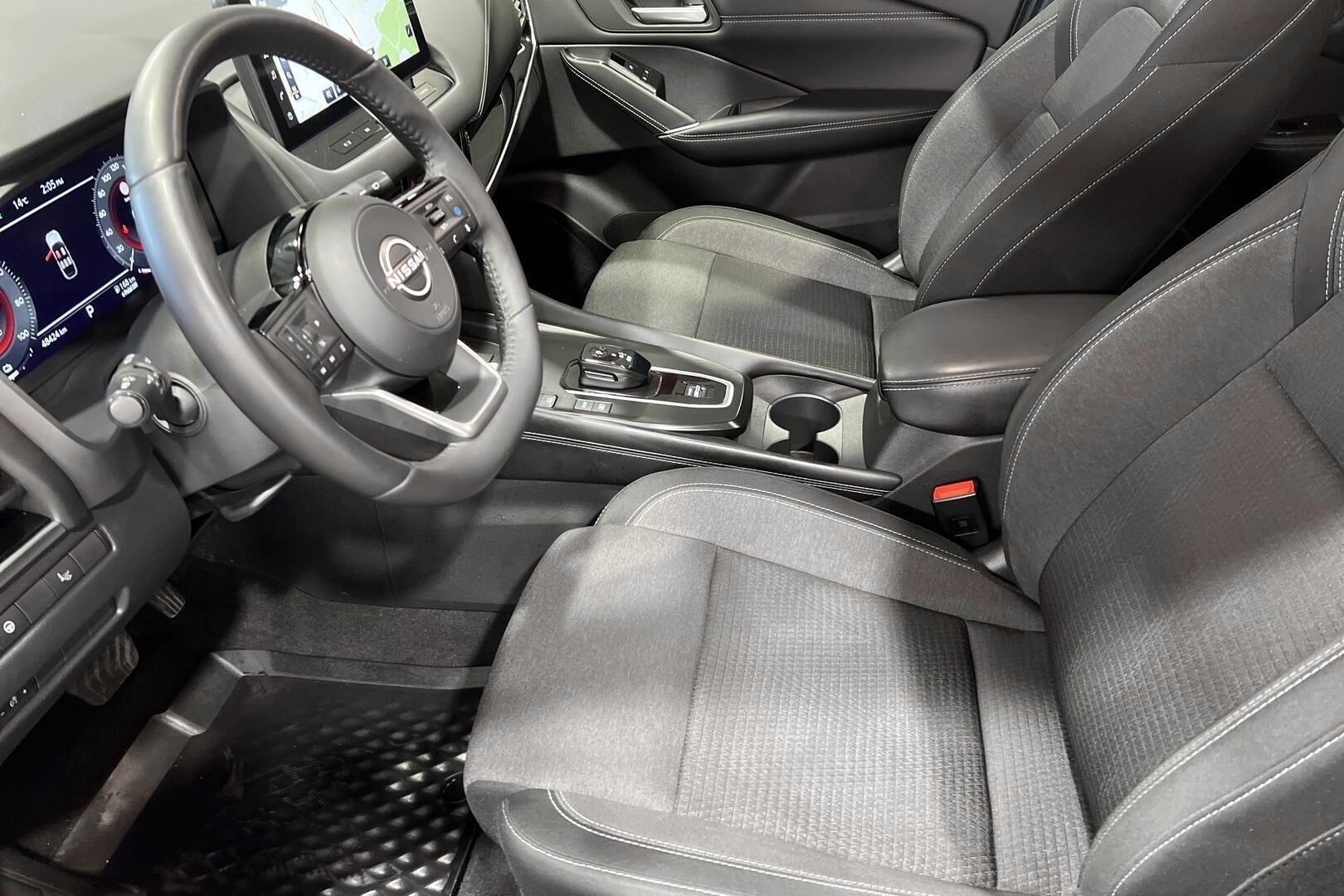 Nissan Qashqai iso kuva 9