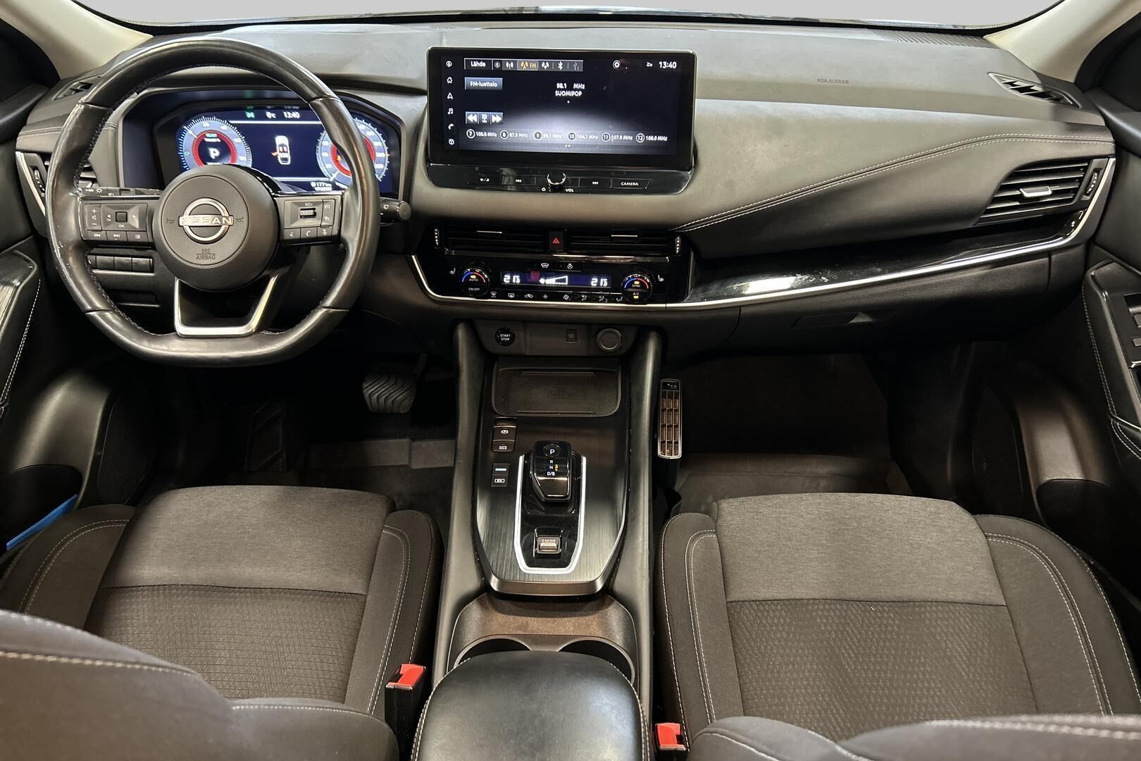 Nissan Qashqai iso kuva 10