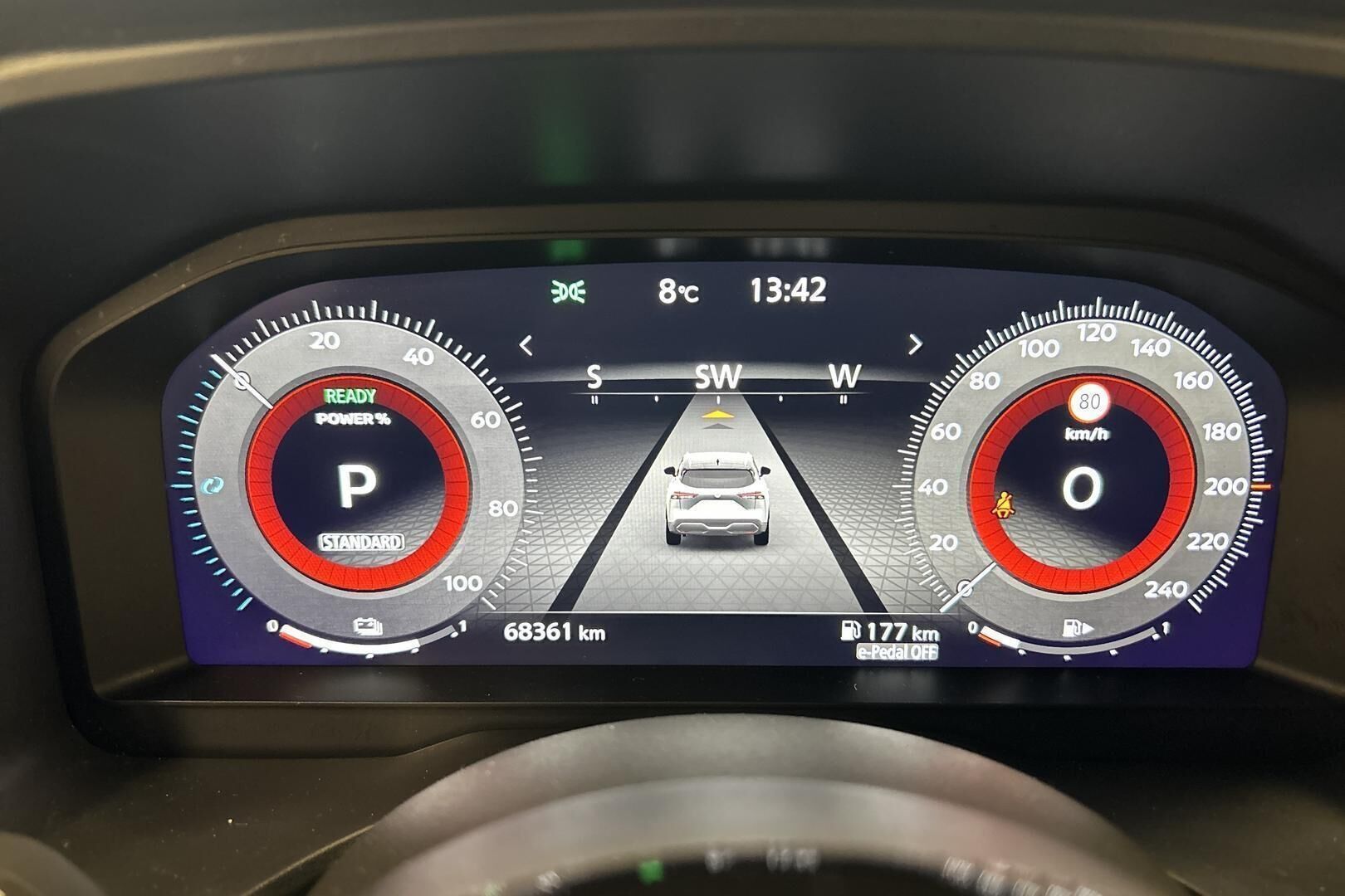 Nissan Qashqai iso kuva 13