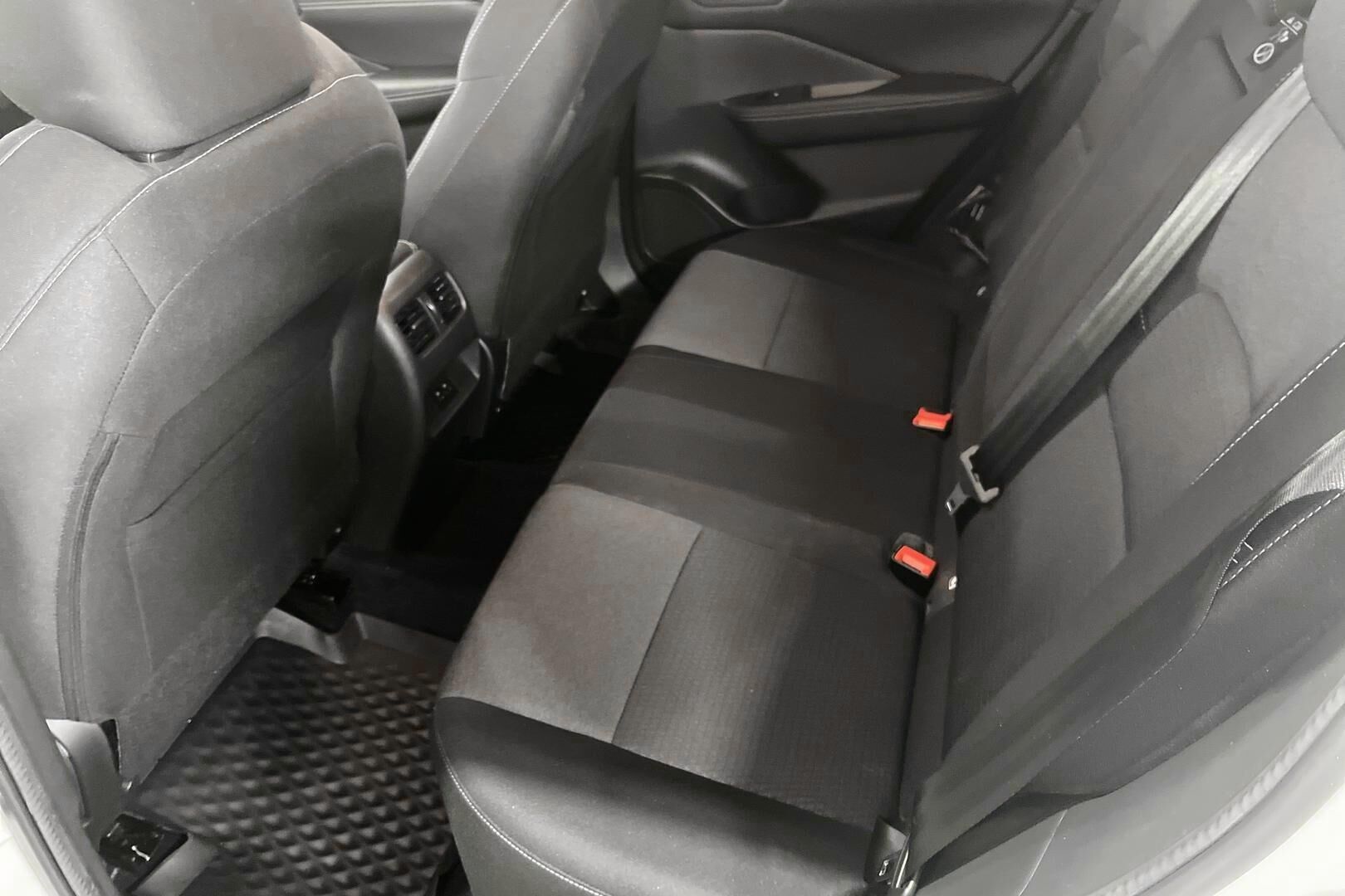 Nissan Qashqai iso kuva 10