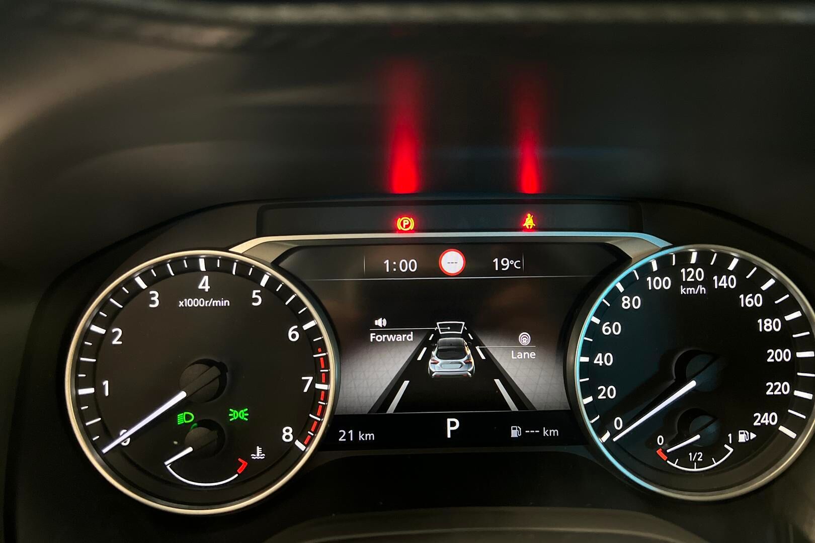 Nissan Juke iso kuva 13