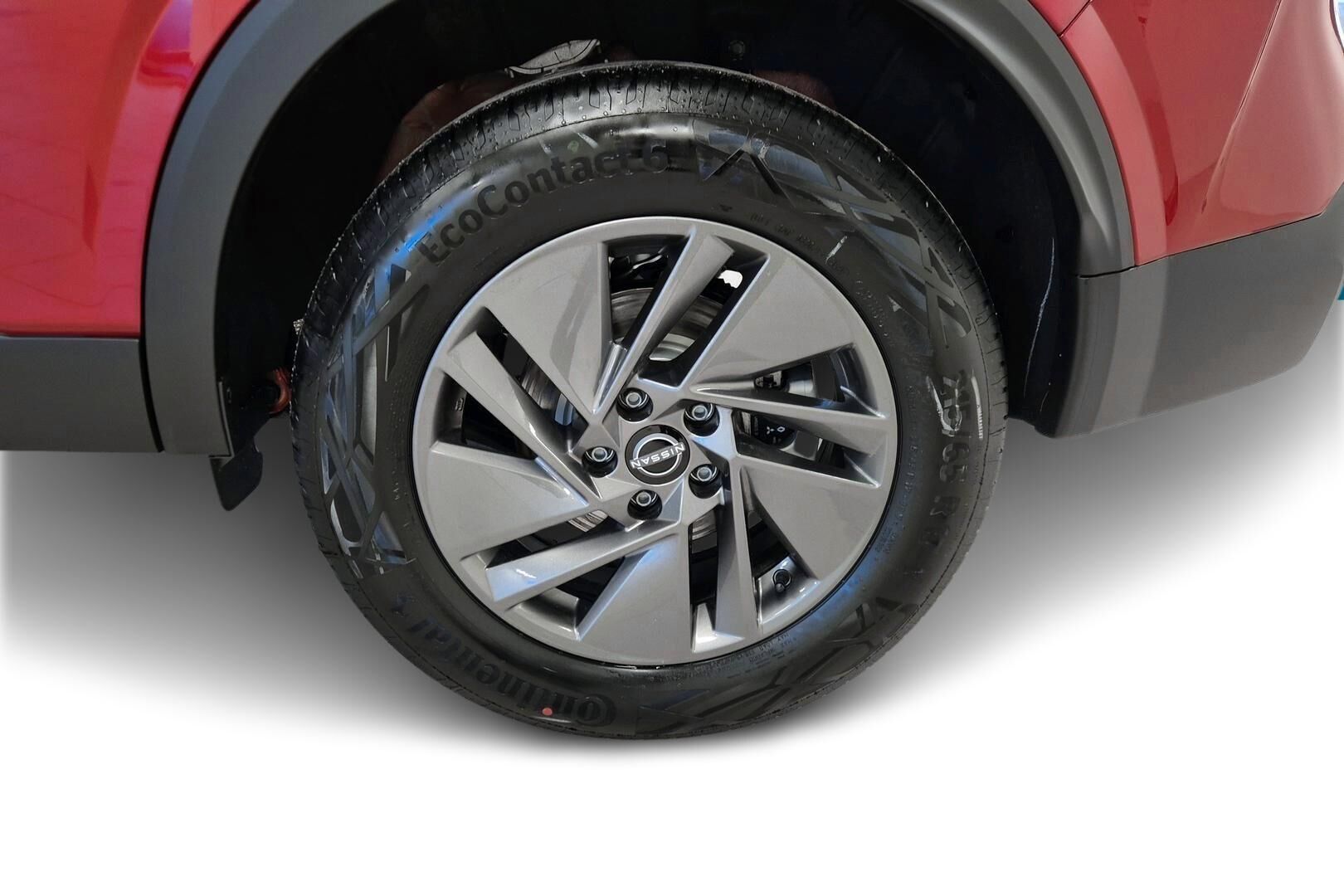 Nissan Qashqai iso kuva 13