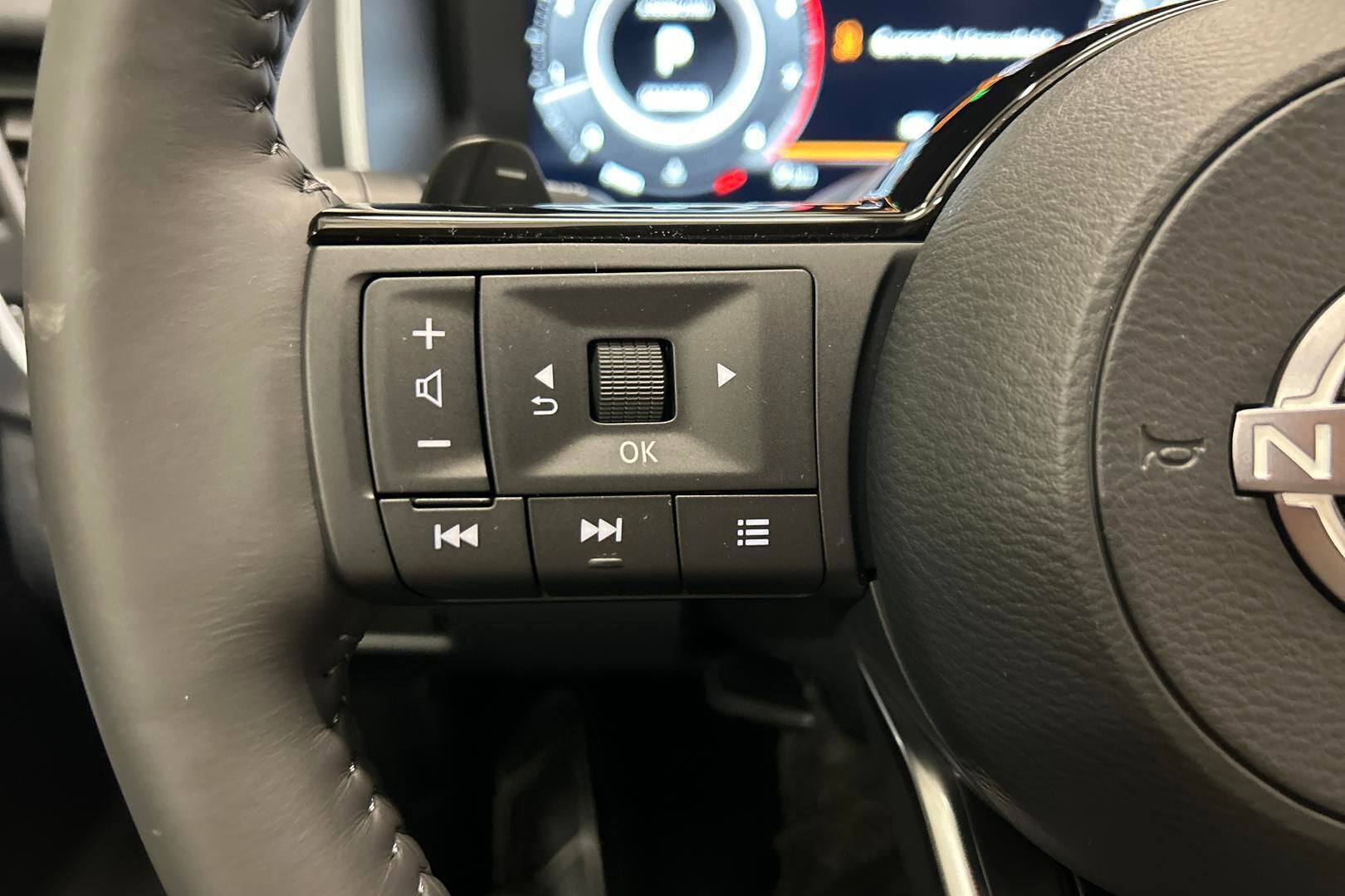 Nissan Qashqai iso kuva 18