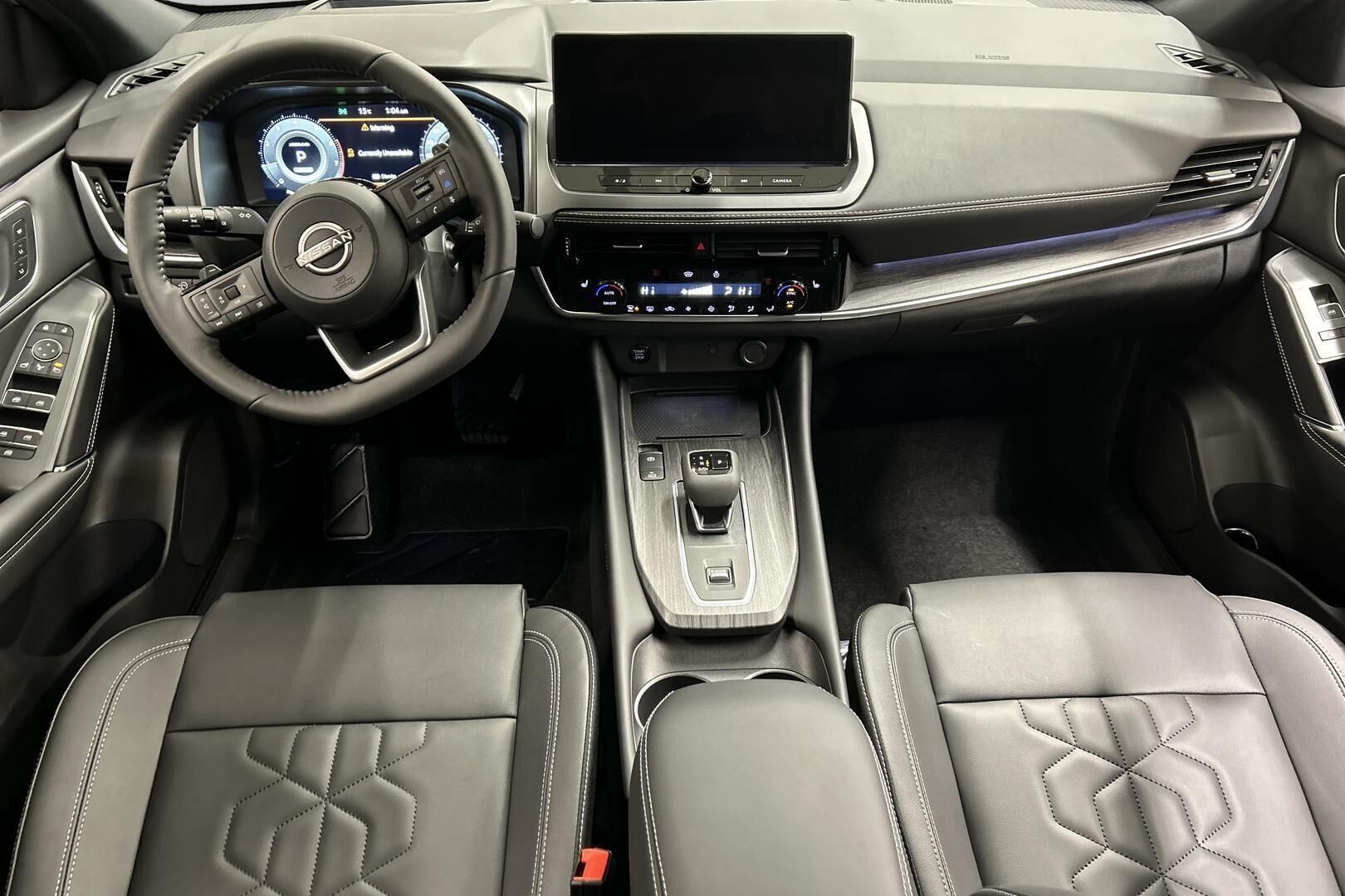 Nissan Qashqai iso kuva 9