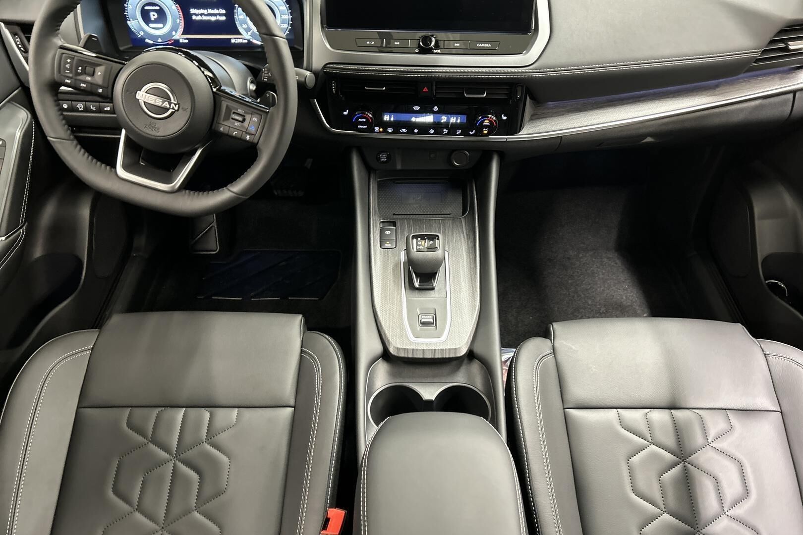 Nissan Qashqai iso kuva 22