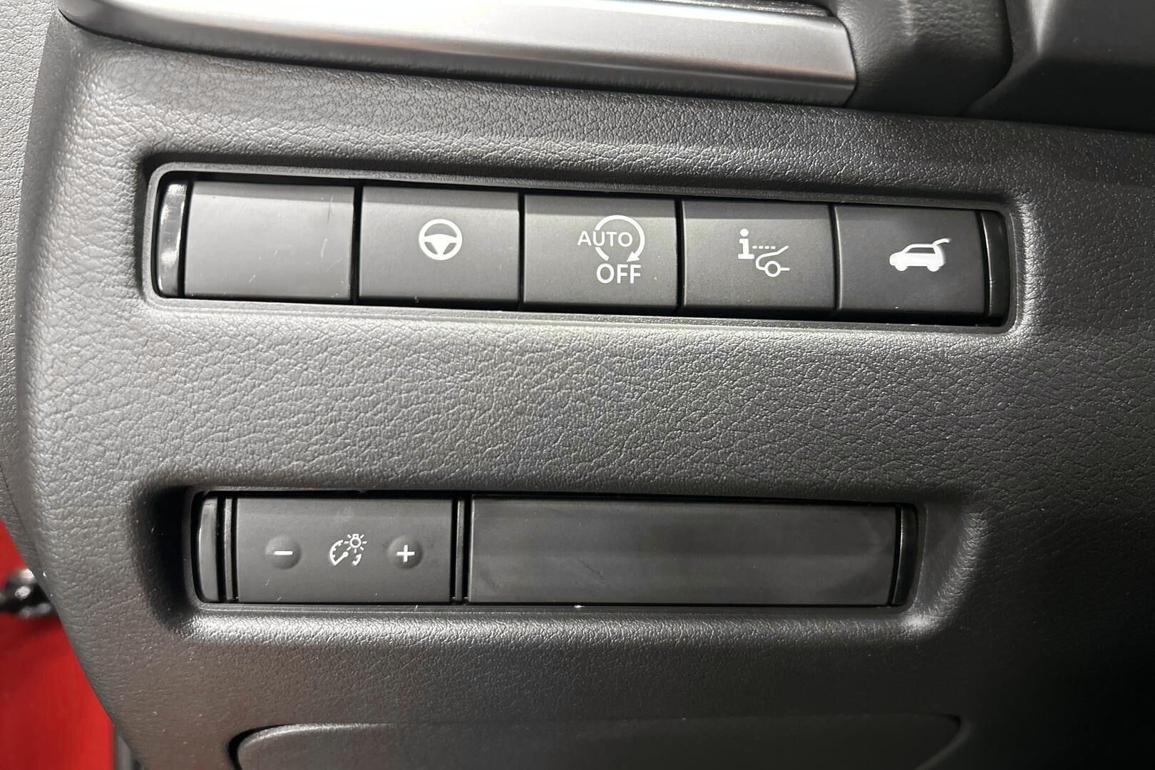 Nissan Qashqai iso kuva 21