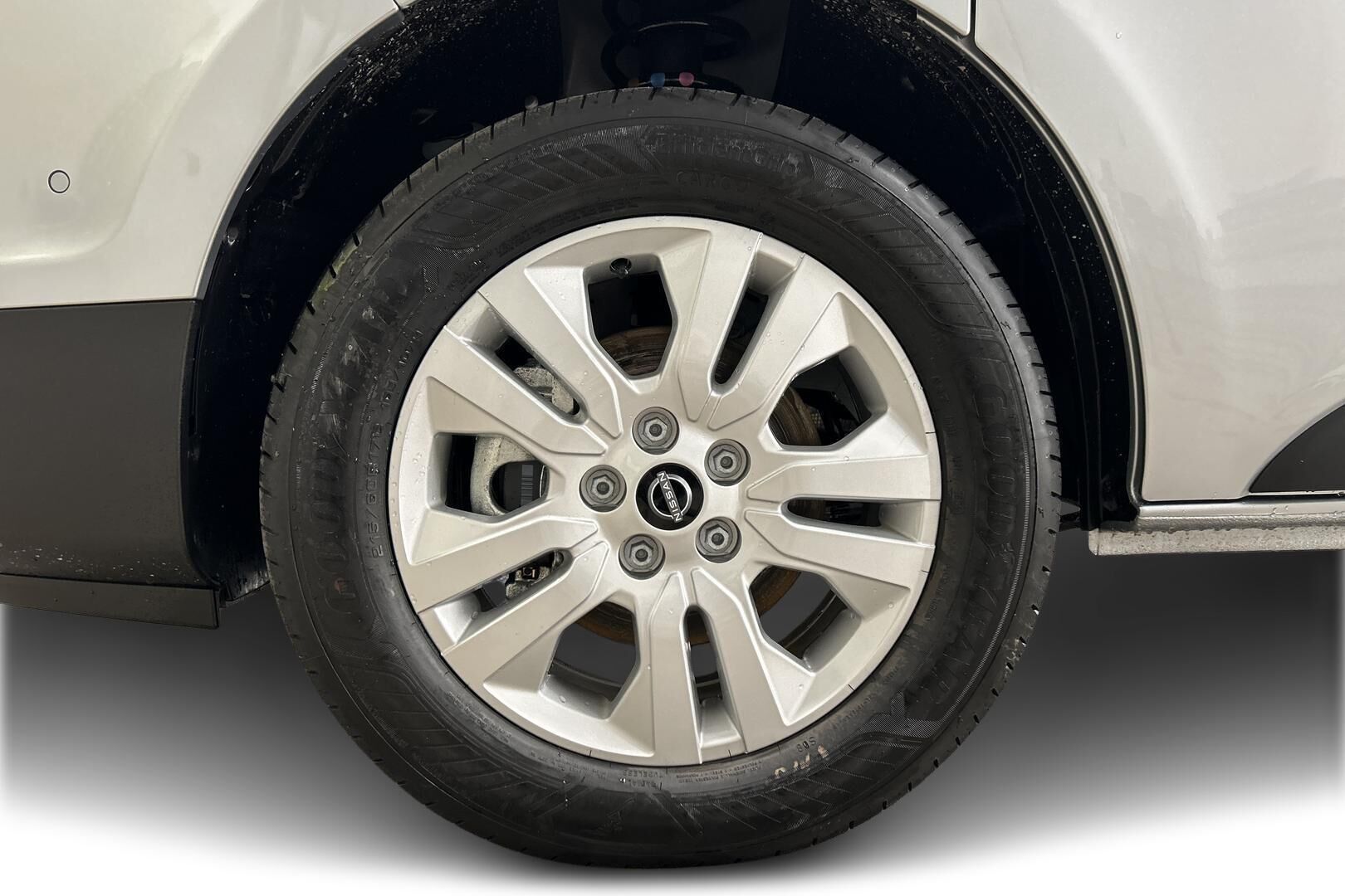 Nissan Primastar iso kuva 10