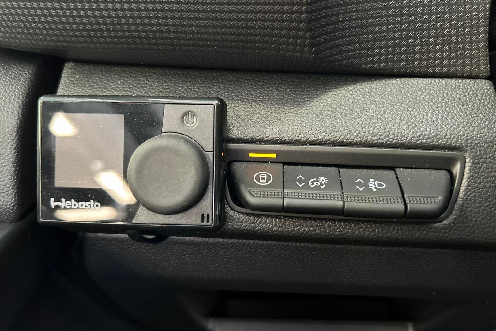 Nissan Primastar iso kuva 18