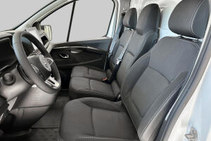Nissan Primastar esikatselu 9