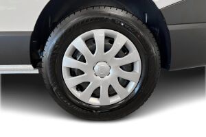Nissan Primastar esikatselu 15