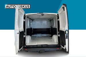 Nissan Primastar esikatselu 15