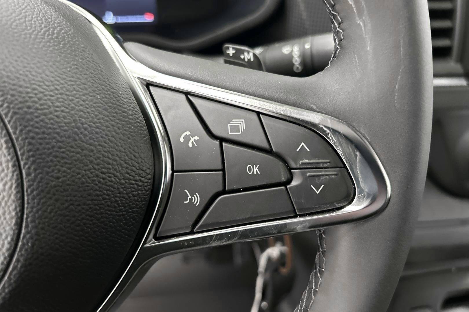 Nissan Primastar iso kuva 22