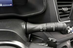 Nissan Primastar esikatselu 24