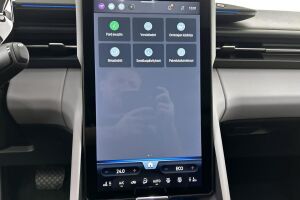 Ford Explorer esikatselu 17