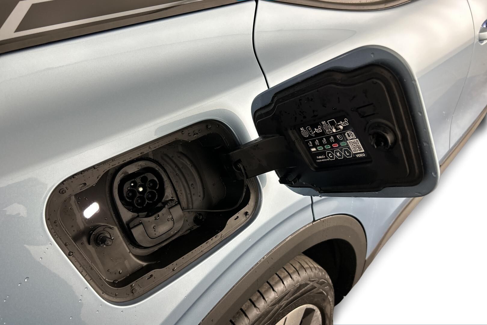 Ford Explorer iso kuva 32