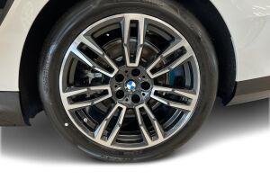 BMW 5-sarja esikatselu 12
