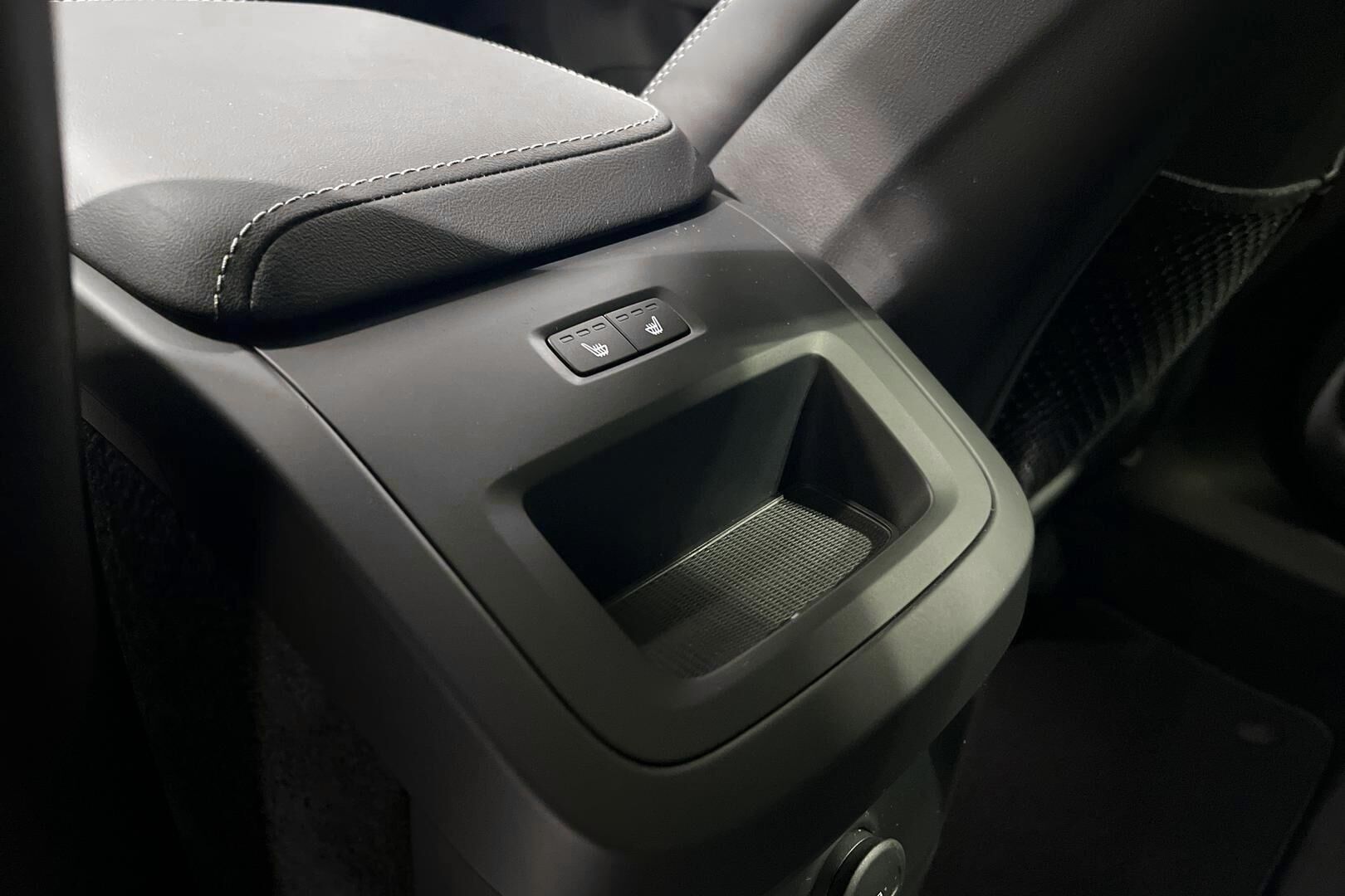VOLVO XC60 iso kuva 20