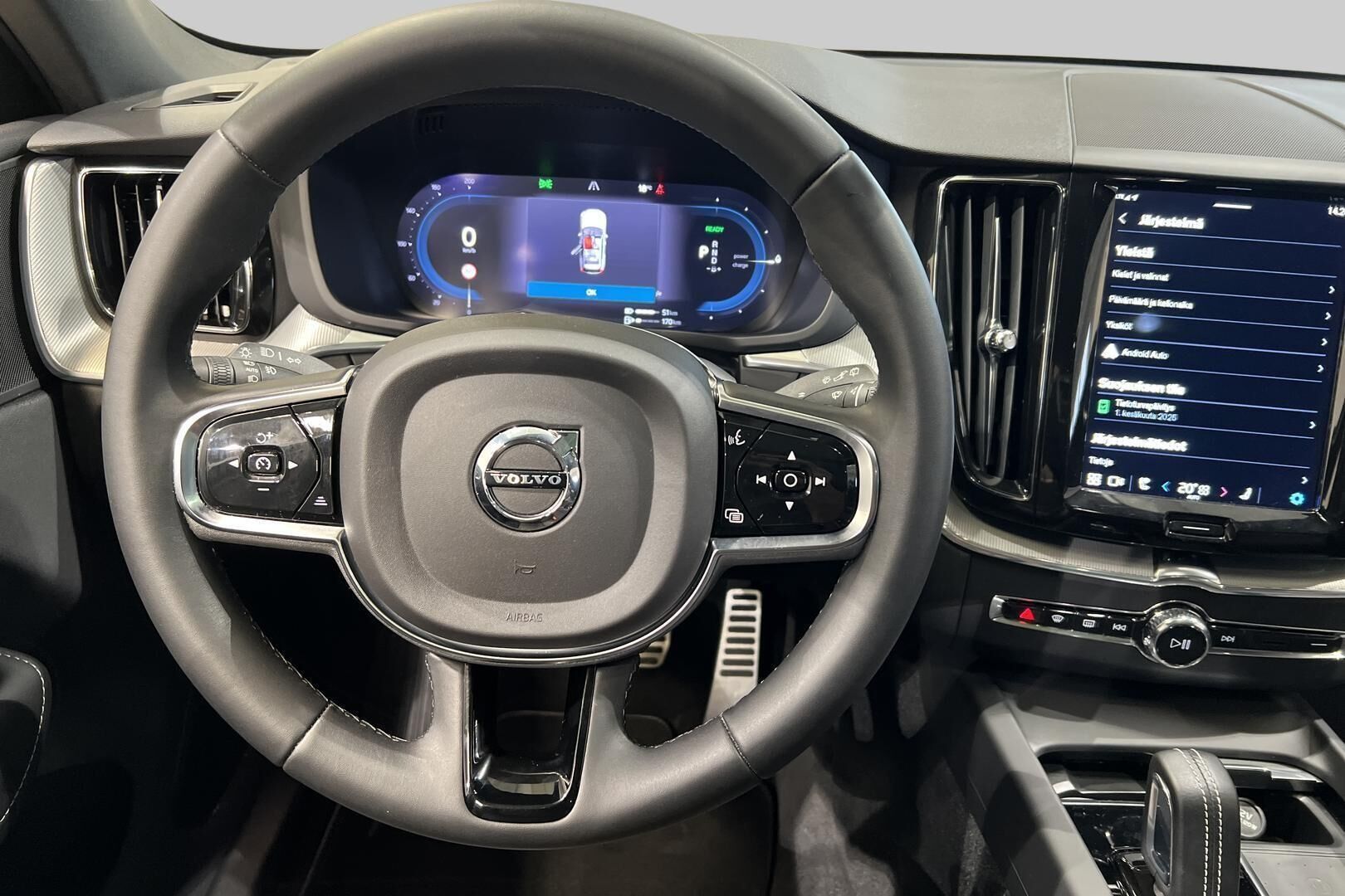 VOLVO XC60 iso kuva 22