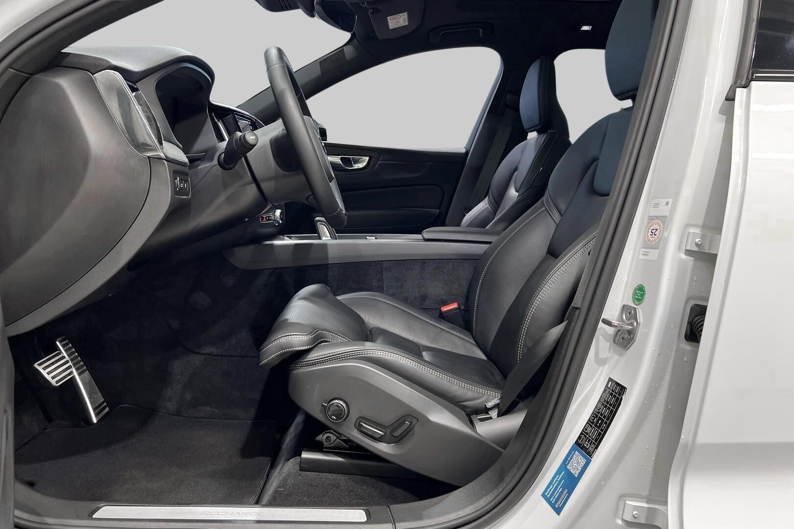 VOLVO XC60 iso kuva 27
