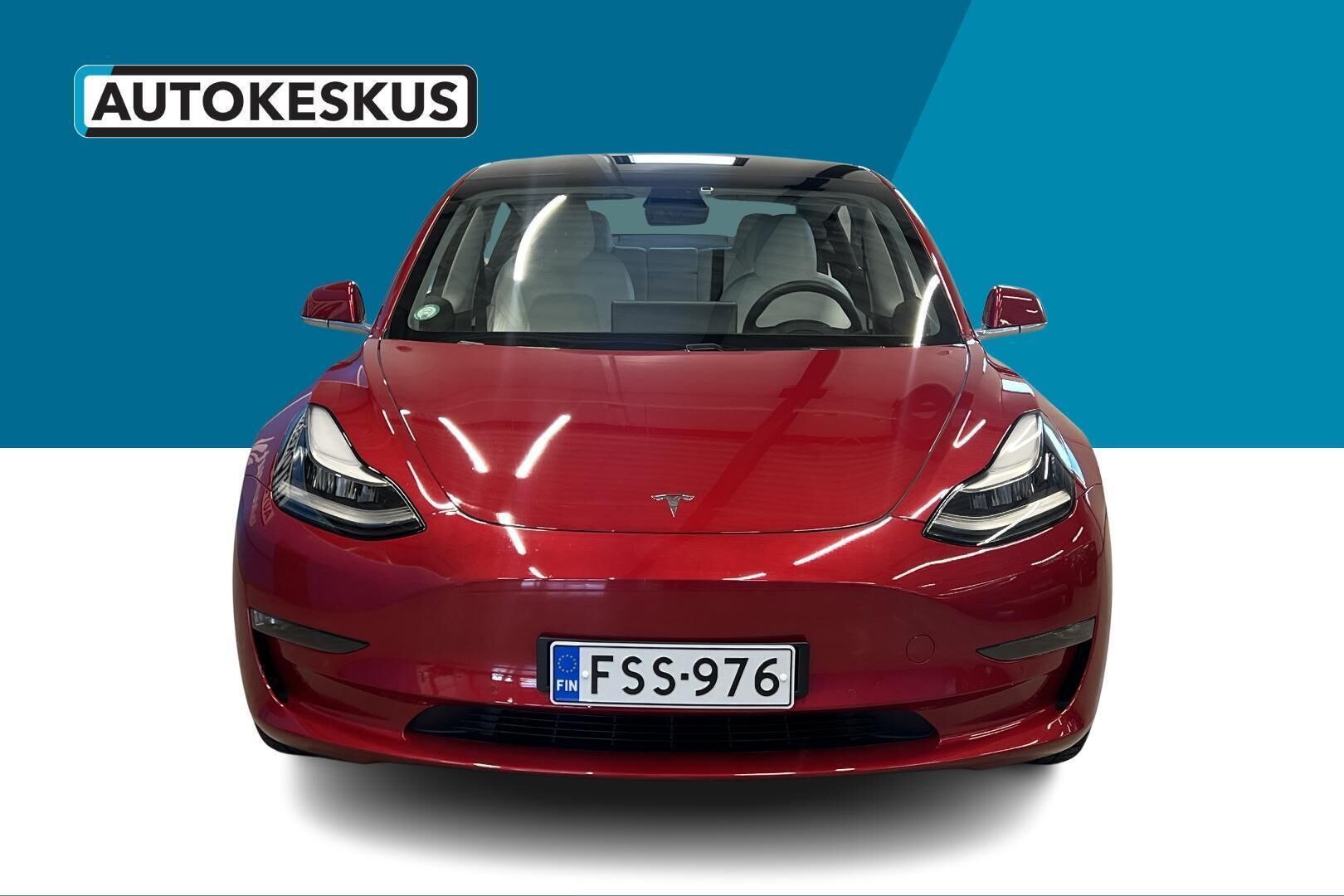 TESLA MODEL 3 iso kuva 1